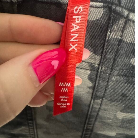 Spanx Stretch Twill Cargo Jogger Camo Pull On Ankle Length In Gray Size Medium - Picture 10 of 12